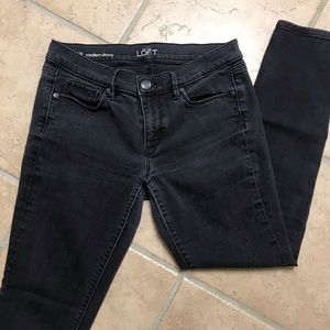✨ LOFT Size 6 Petite Black Skinny Jeans! ✨